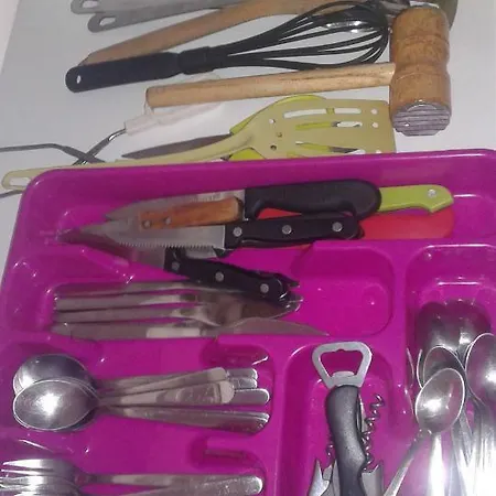 Close To Yumbo,free Parking *