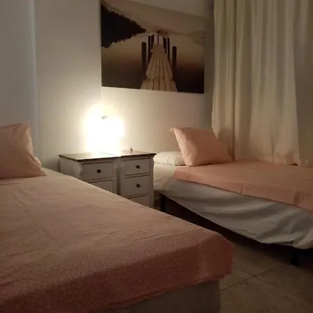 Appartement Close To Yumbo,free Parking