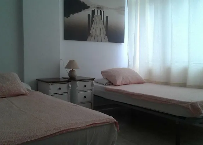 Close To Yumbo,free Parking Διαμέρισμα