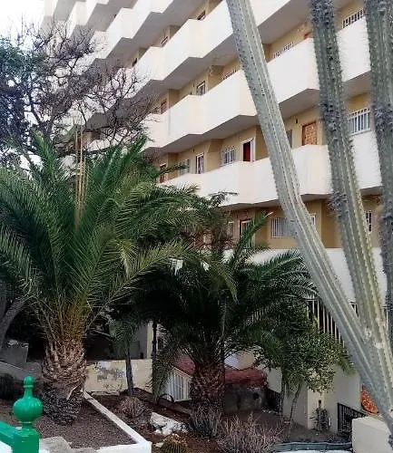 Close To Yumbo,free Parking Διαμέρισμα *