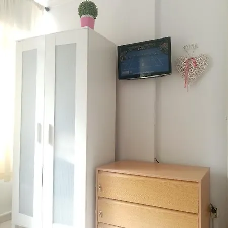 Close To Yumbo,free Parking